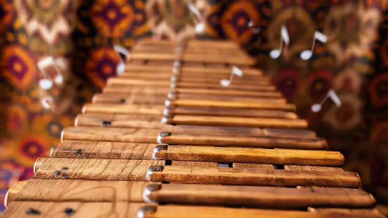 Riqueza cultural en marimba de madera